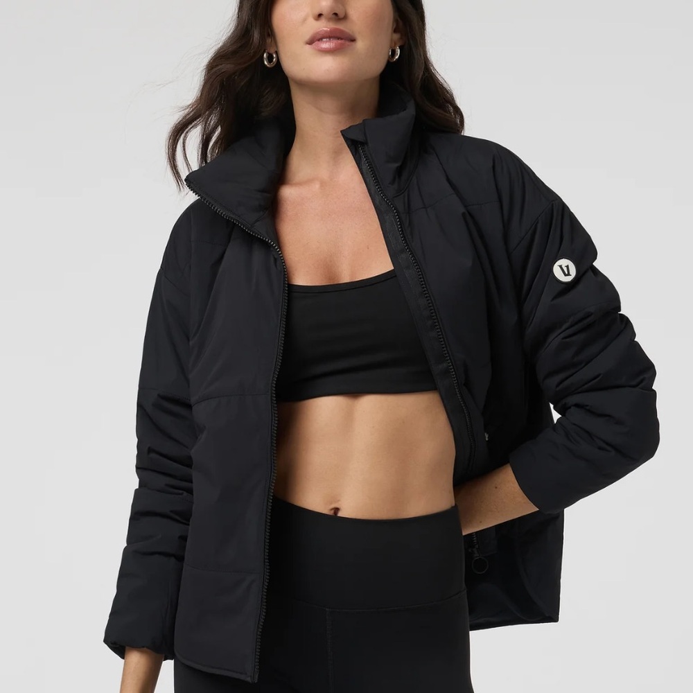 VUORI Canyon Insulated Black Puffer Jacket, Small - Picture 2 of 5